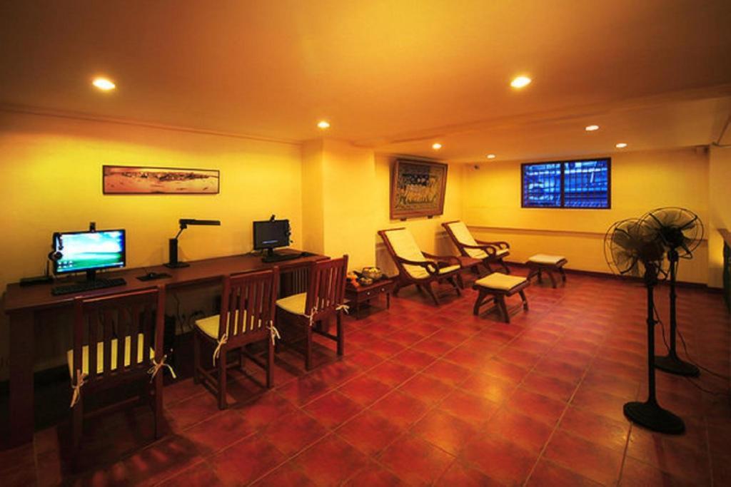 Siamese Views Lodge Bangkok Exterior photo