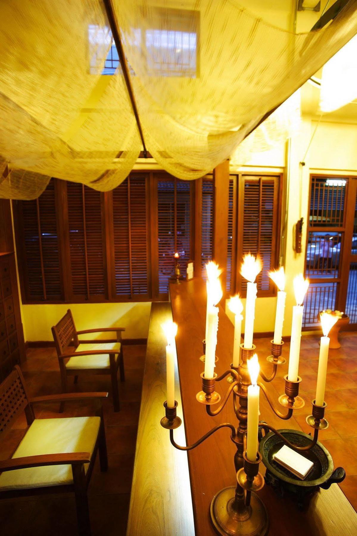 Siamese Views Lodge Bangkok Exterior photo